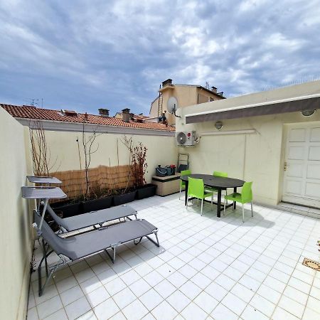 Plein centre Appartement climatisé et spacieux avec grande terrasse sur le toit à Nice Exterior foto